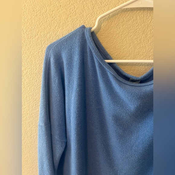 Go Couture Boatneck Dolman Sweater In Blue Size Medium NWOT - Picture 3 of 5